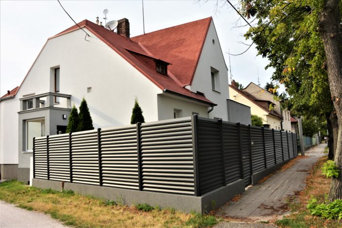 Oprava fasády - Hradec Králové